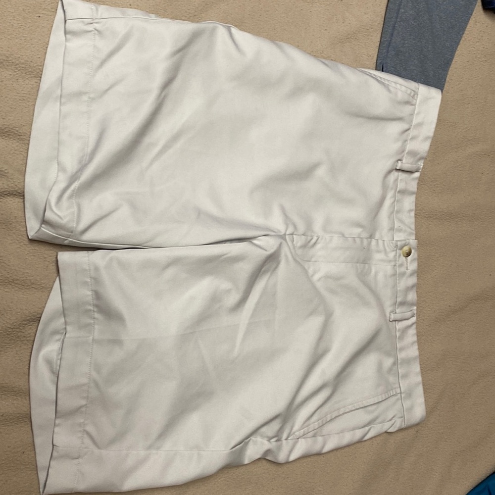 Like khaki shorts 36